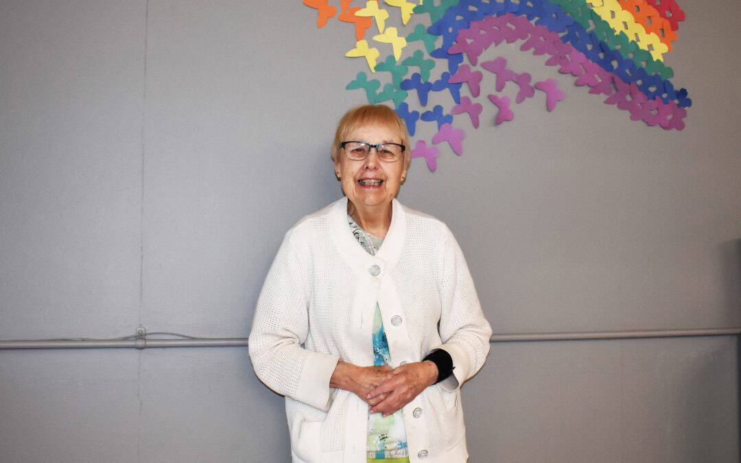 Keeping Busy and Being Helpful at Discovery: Betty Lou’s Story