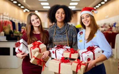 Christmas Gift Wrapping Booth Raises Over $5000 for Newcomers