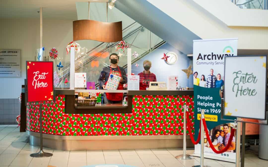 Gift-wrapping service supports Archway newcomer programs